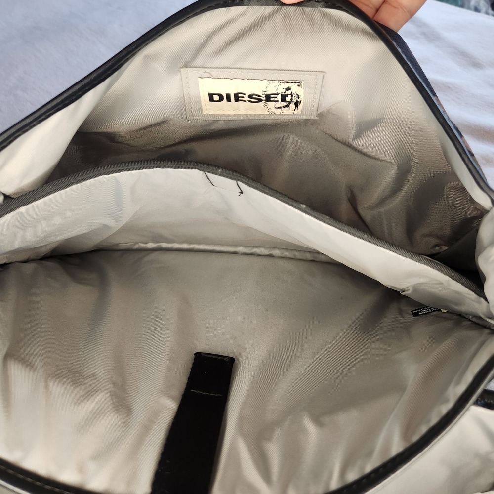 Diesel Camouflage Messenger Bag - Picture 6 of 8